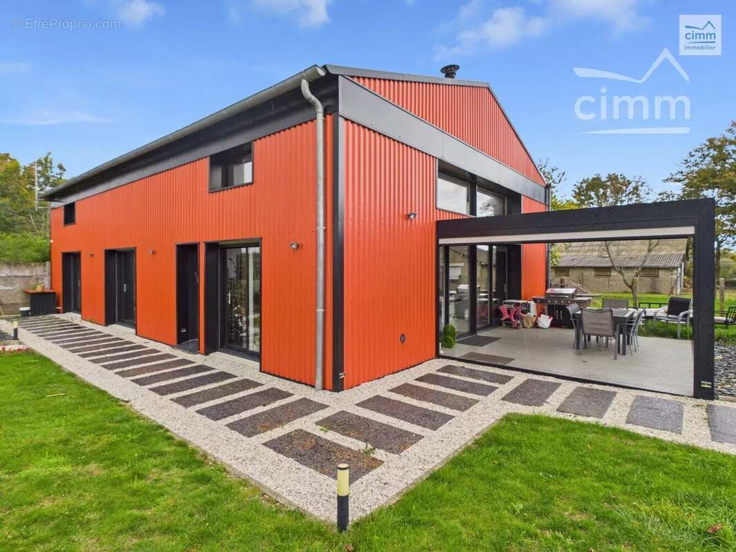 Maison à SAINT-SEGLIN