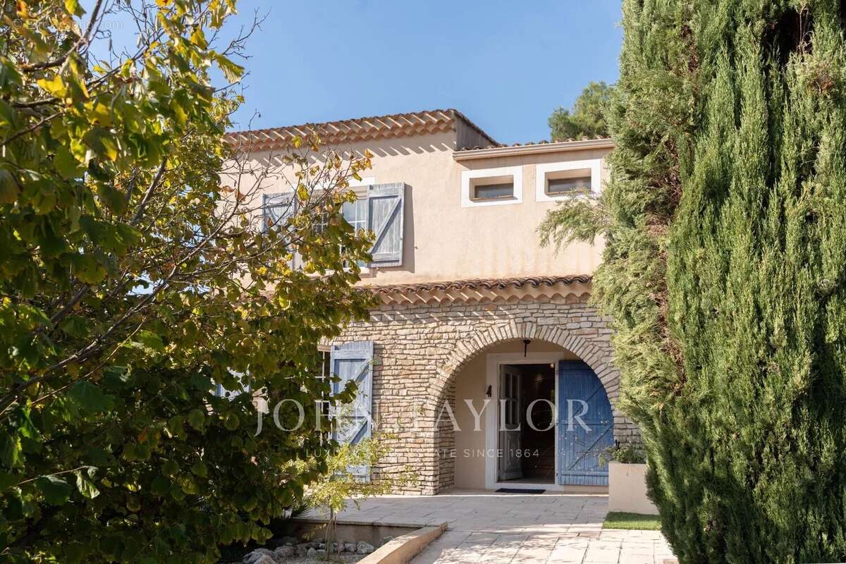 Maison à BOUC-BEL-AIR