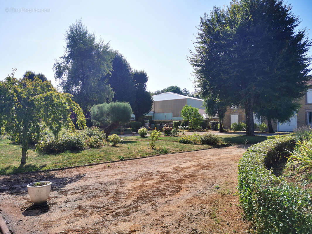 Pour investisseur : Bel appartement T5 Clair logis - photo 11