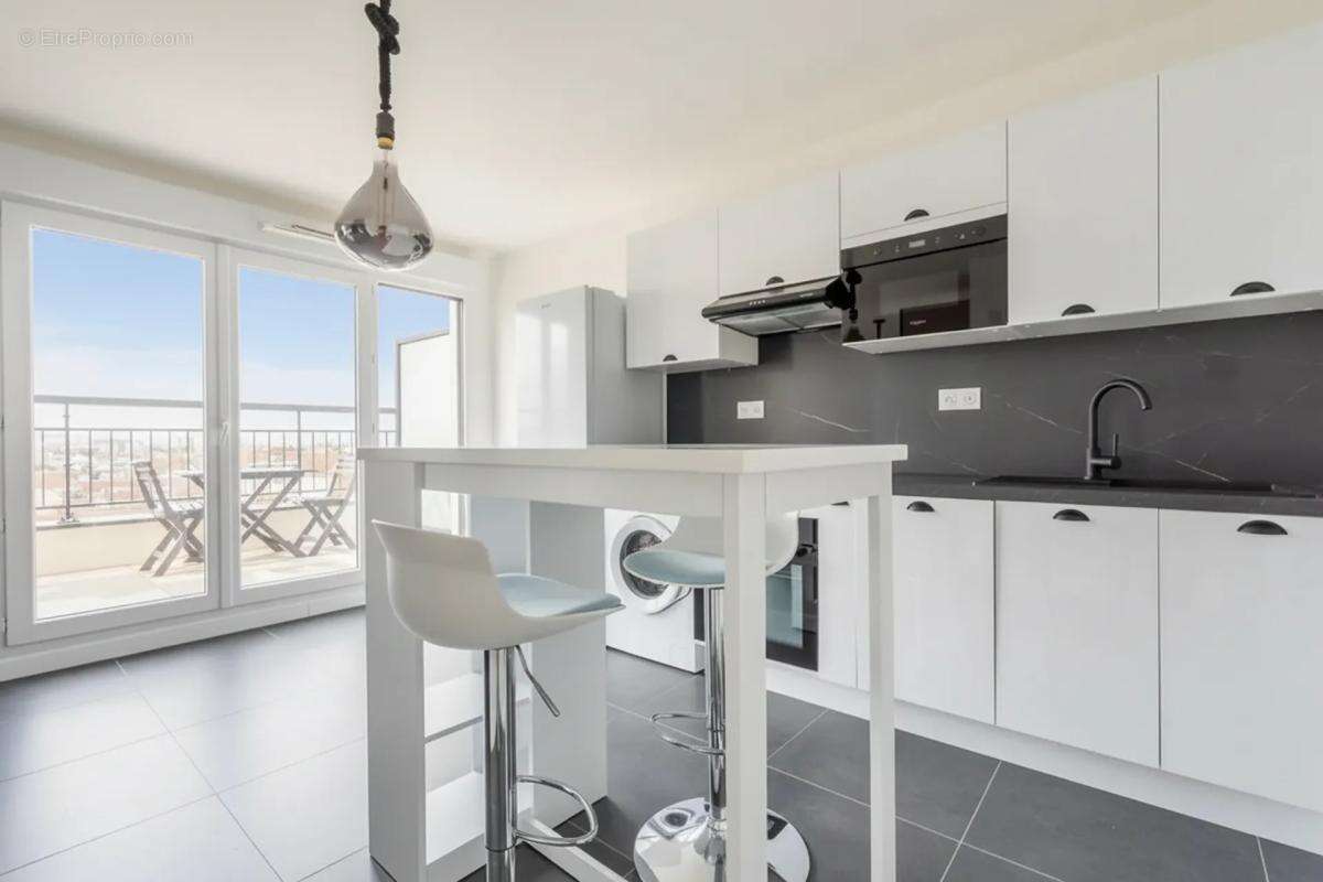 Appartement à AULNAY-SOUS-BOIS