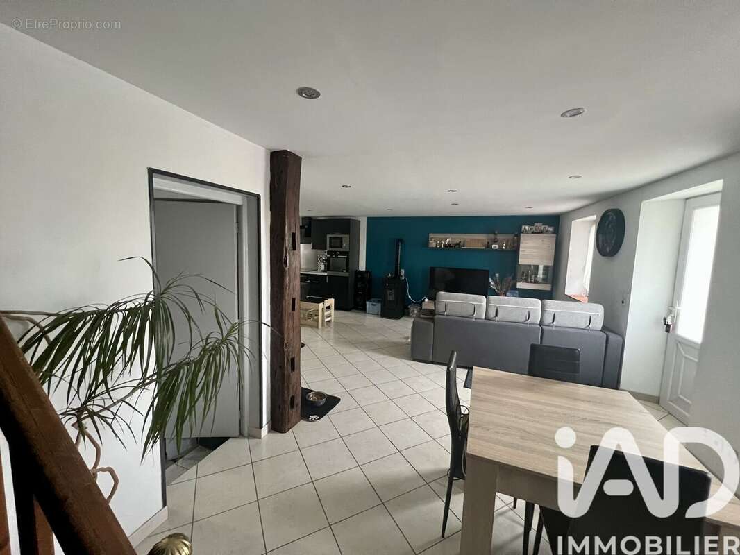 Maison 127 m² à Montolivet  - photo 4