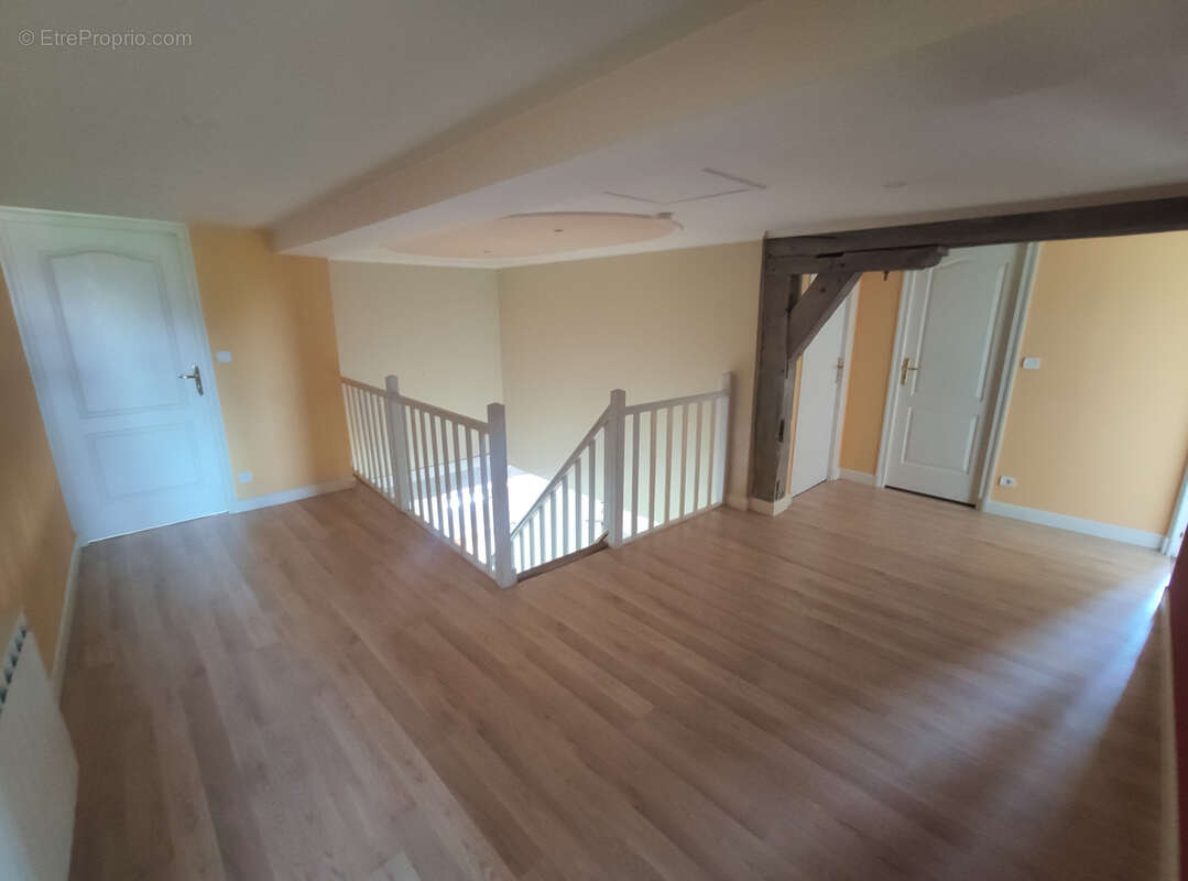 Appartement à MEUNG-SUR-LOIRE