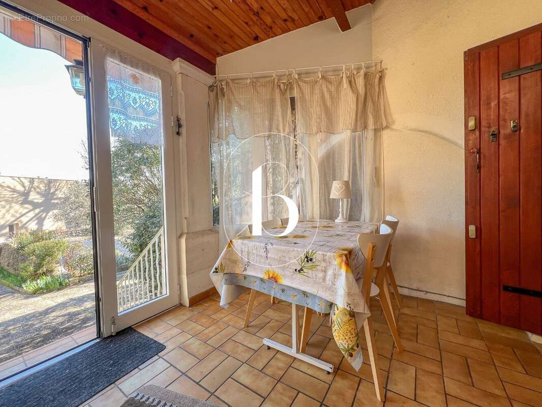 Maison à GOUDARGUES