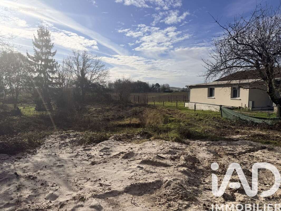 Photo 3 - Terrain à SAINT-GERMAIN-DU-PUCH