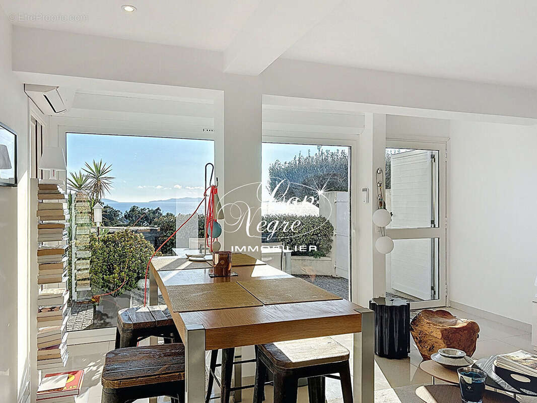Appartement à LE LAVANDOU