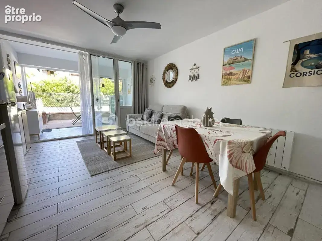 Studio cabine rénové et meublé avec loggia, terrasse et parking – Le Grau-du-Roi, secteur Boucanet - photo 11