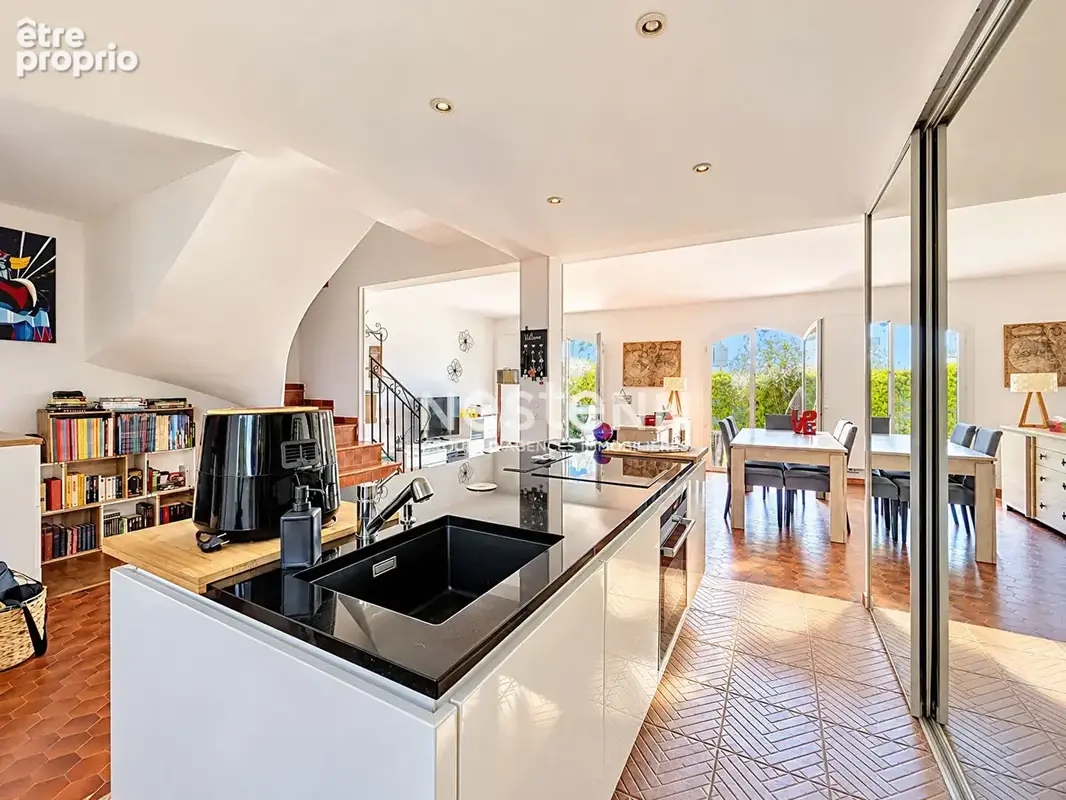 Co-exclusivité - Maison coup de coeur - Exposée Sud - Les Hameaux du Soleil - Piscine - Villeneuve-Loubet - photo 2