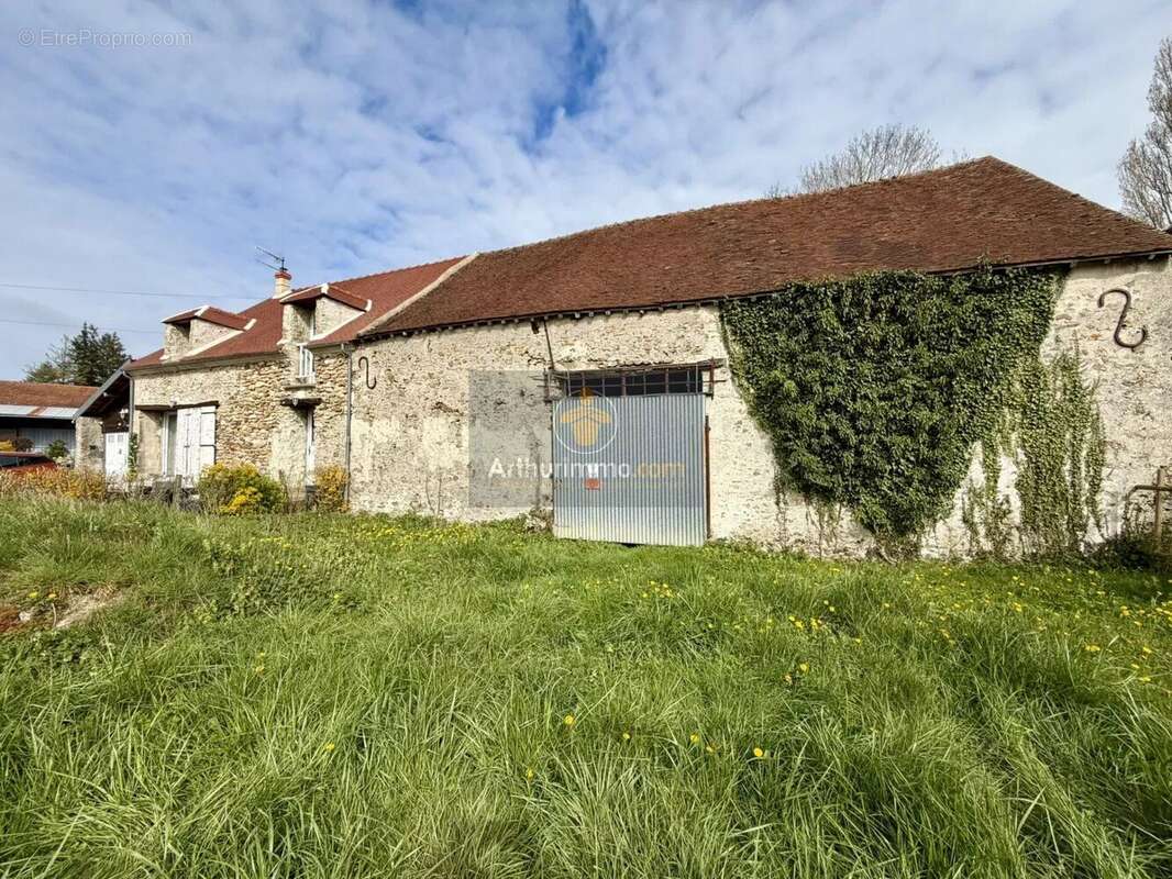 Maison à COULOMMIERS