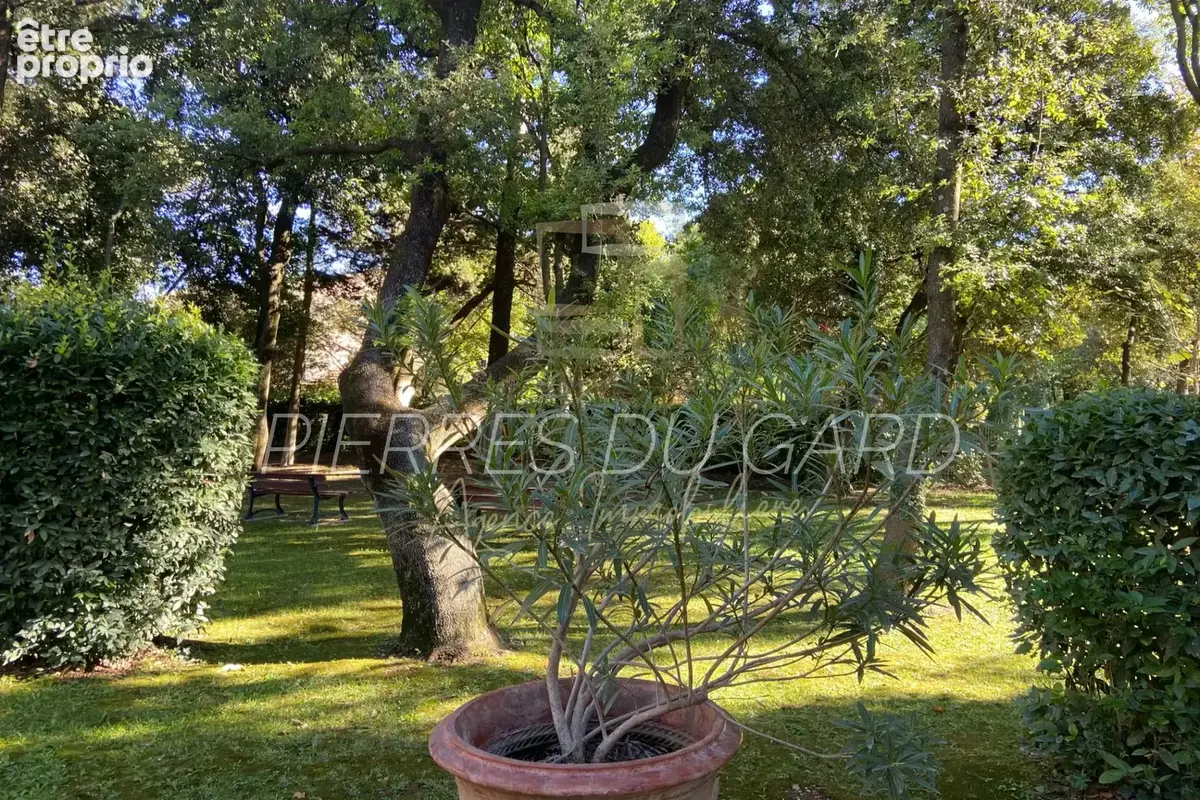 Appartement 2 pièces 48 m² à vendre à Uzes (30700) - photo 1