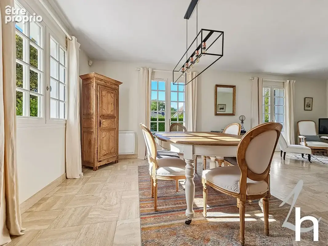 Hors lotissement - vie de plain pied - 5/6 chambres - sous sol - sud / ouest - 1046 m2 terrain - photo 3