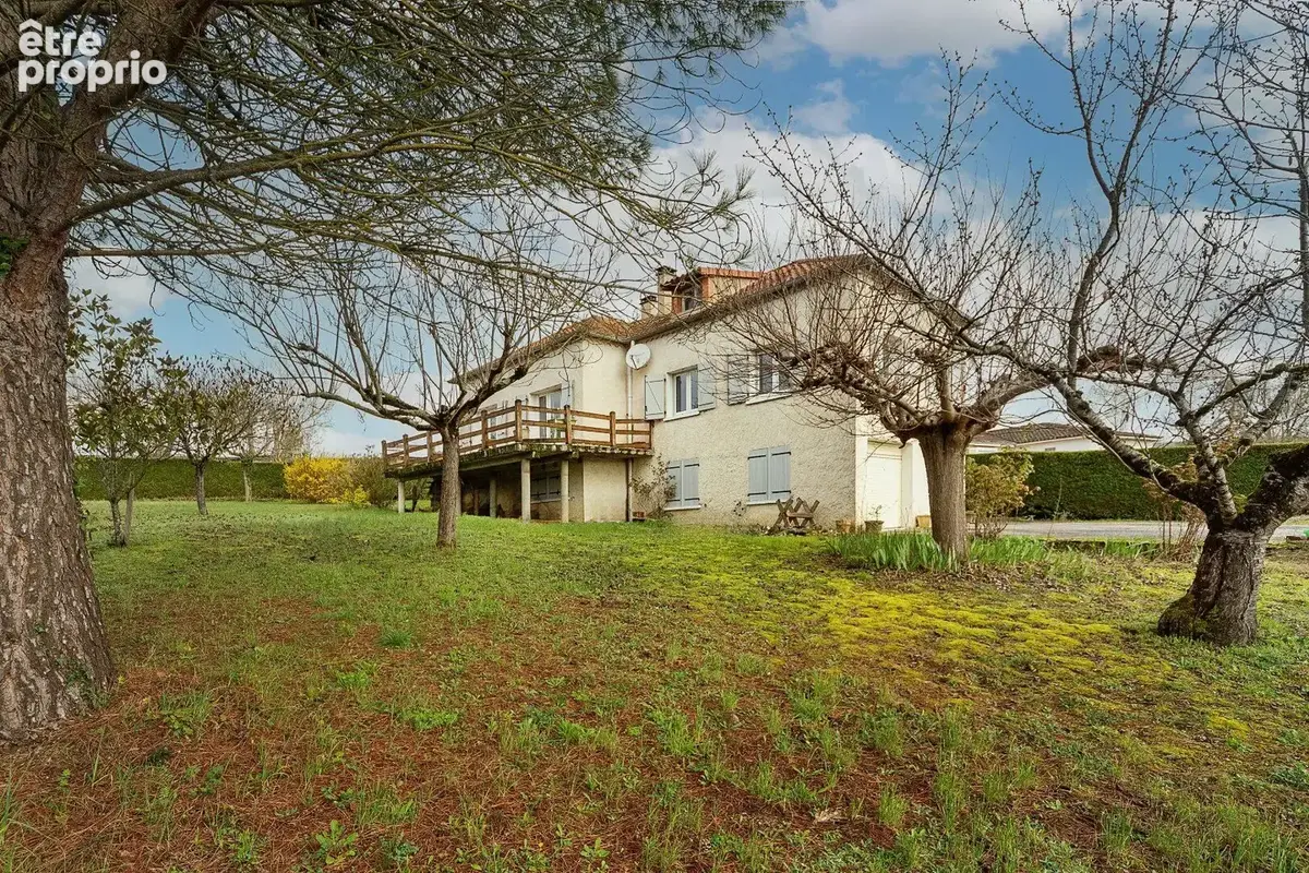 Maison à LAUZERTE