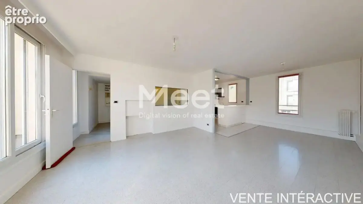 Duplex 3 chambres avec terrasse et box - photo 3