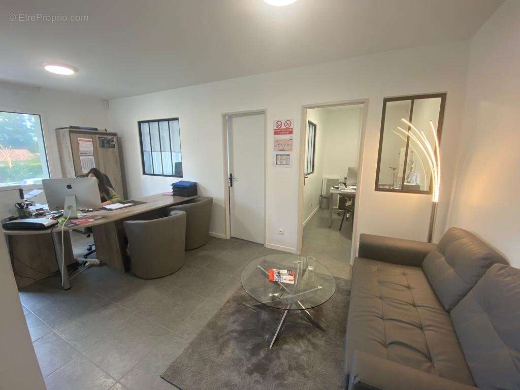 Commerce à BENESSE-MAREMNE