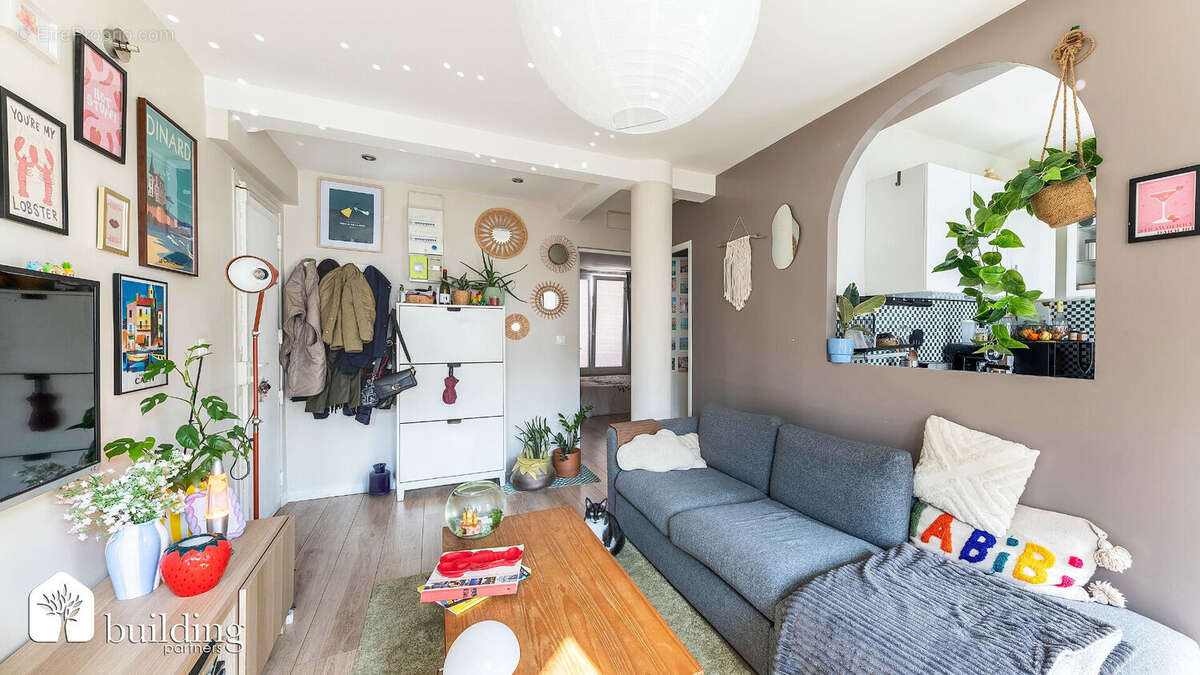 Appartement à LEVALLOIS-PERRET