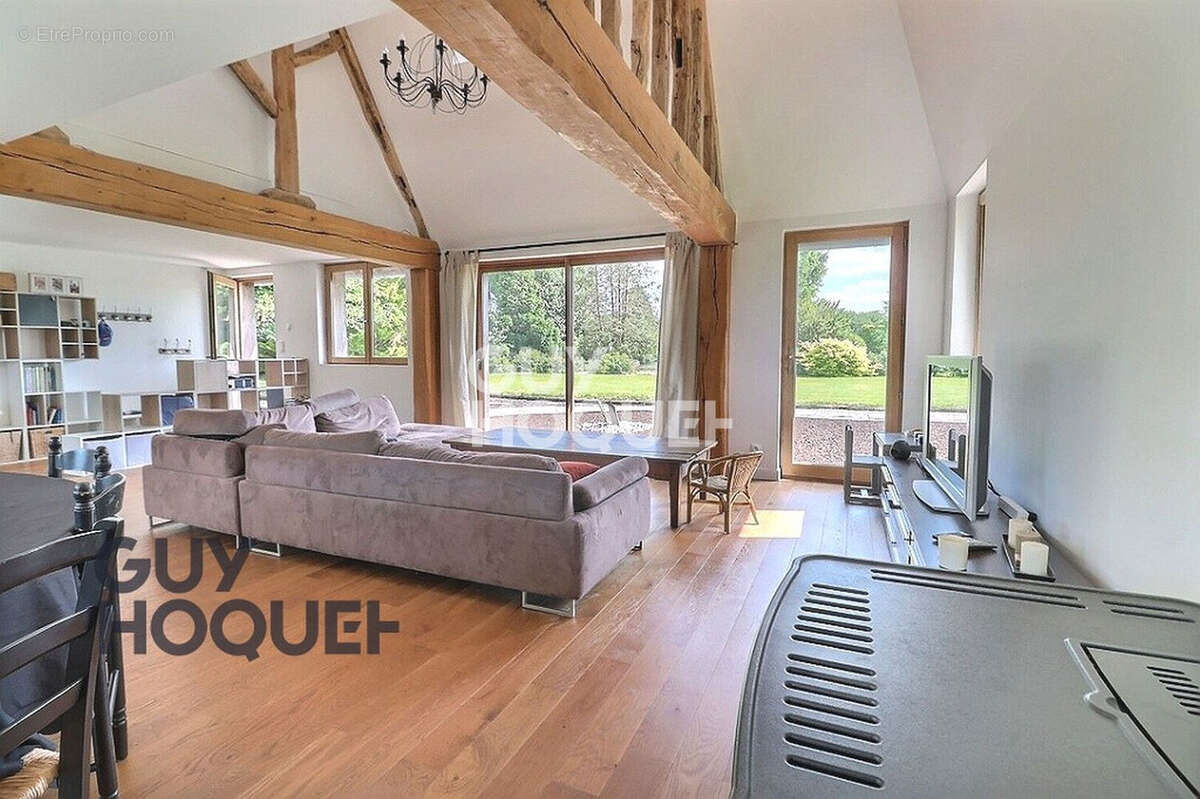 Maison à BERNAY