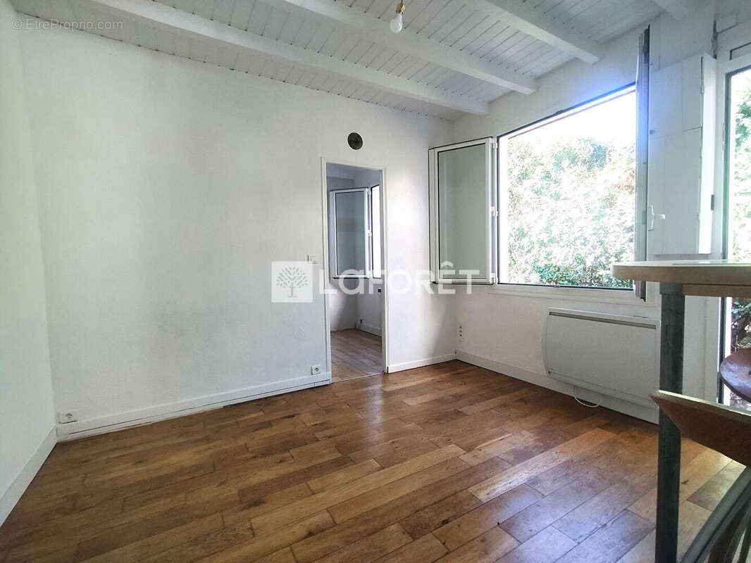 Appartement à FONTENAY-SOUS-BOIS