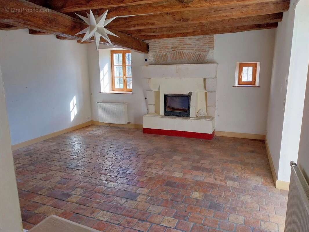 Maison à LA BUSSIERE