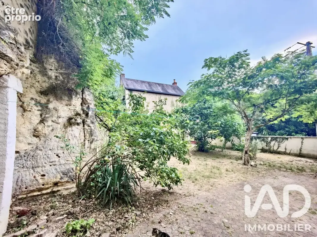 Photo 1 - Maison à VILLAINES-LES-ROCHERS