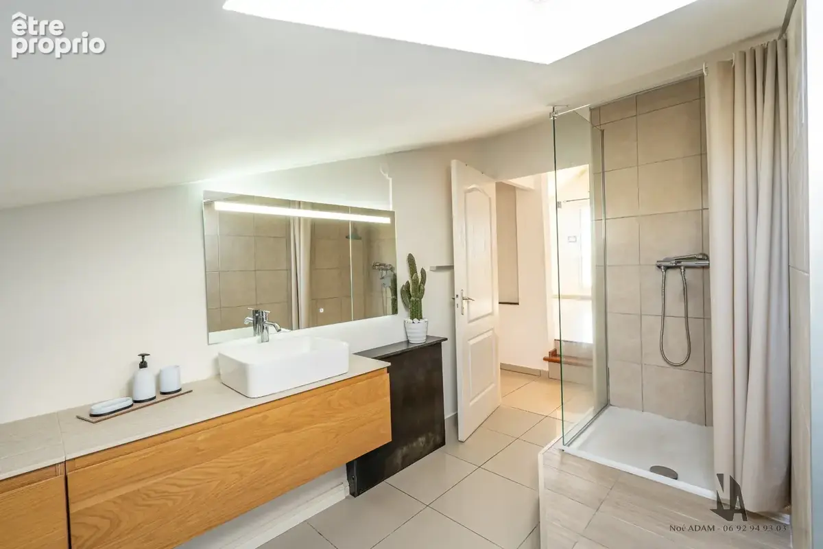 Appartement T4 de 100m2 -vue mer panoramique-la Bretagne Saint-Denis - photo 7