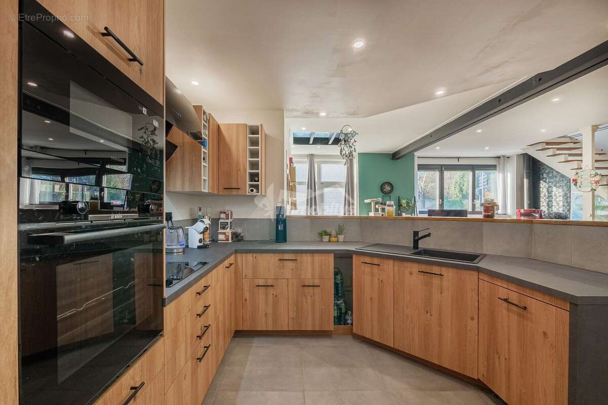 Maison à OULCHY-LE-CHATEAU