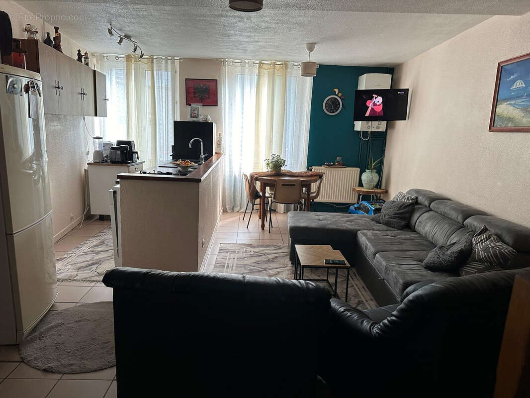 Appartement à LA FOUILLOUSE