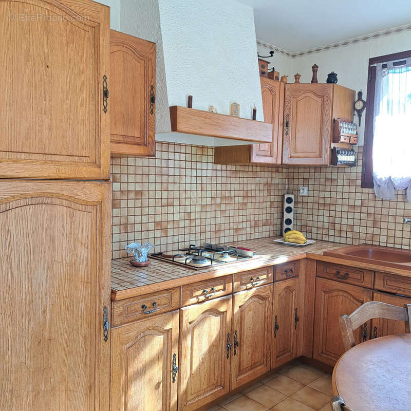 Maison à CORNILLAC