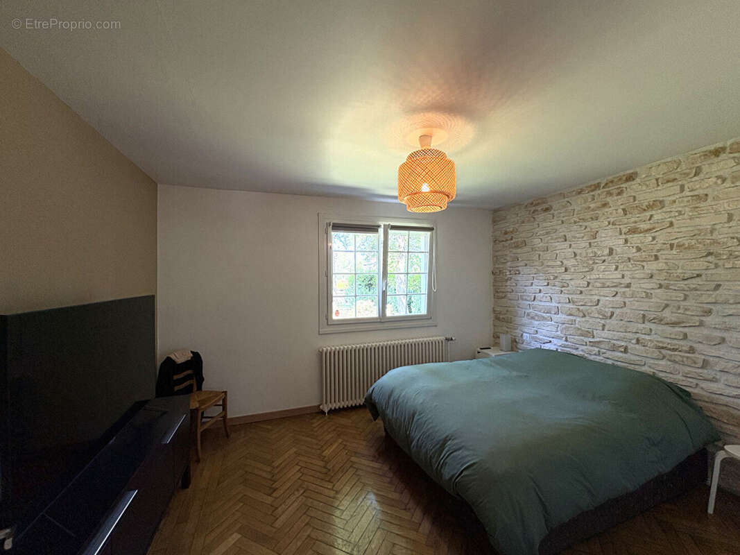Maison à CHARLEVILLE-MEZIERES