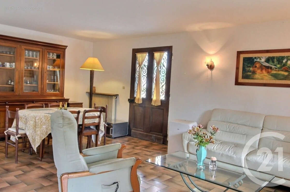 Maison à BIOT
