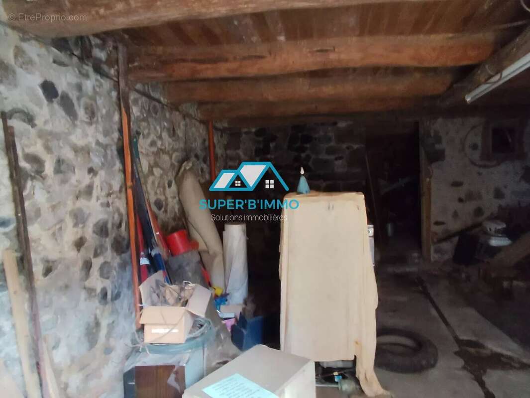 Maison à MONISTROL-D&#039;ALLIER