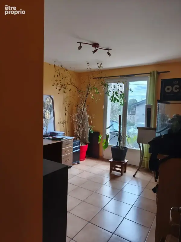 Maison familiale avec terrain et garage - photo 5