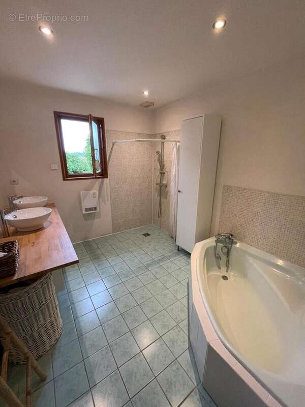 Photo 8 - Maison à SAINT-GEORGES-DE-BAROILLE