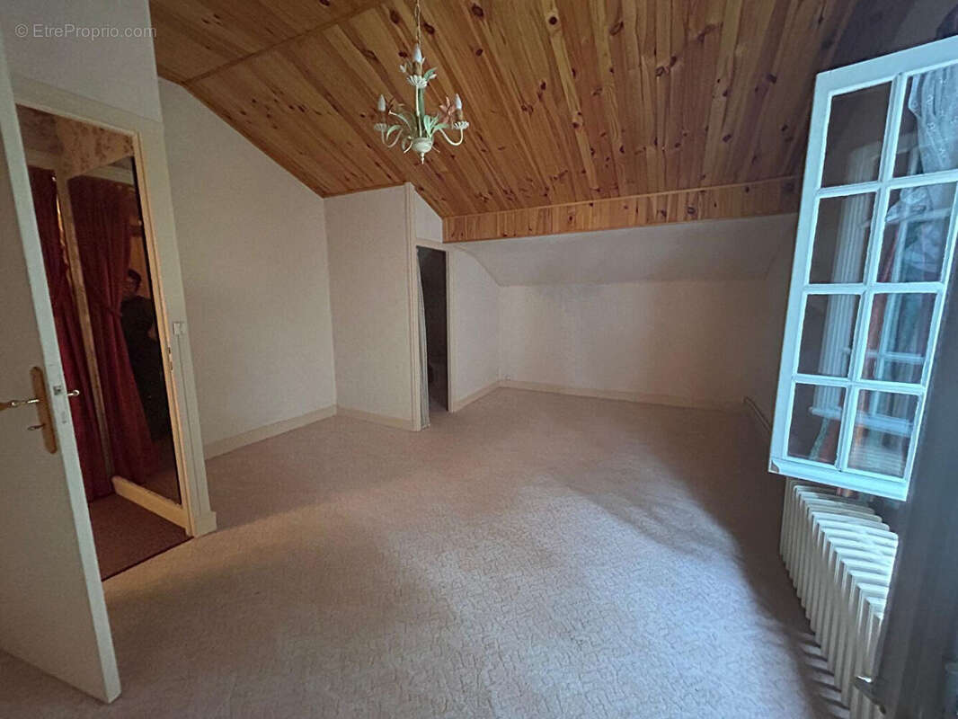 Maison à GERMIGNY-L&#039;EXEMPT