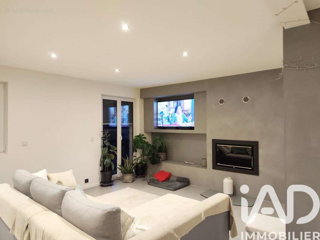 Photo 3 - Maison à MOUTHE