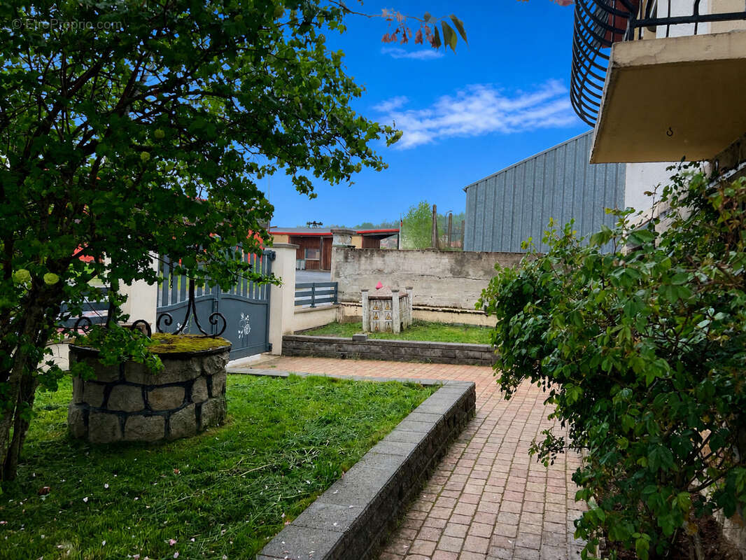 Maison à ALLEGRE