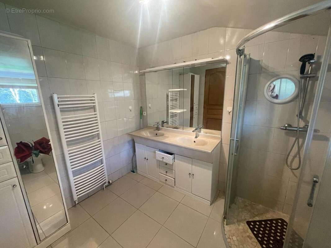 Photo 6 - Maison à POUXEUX