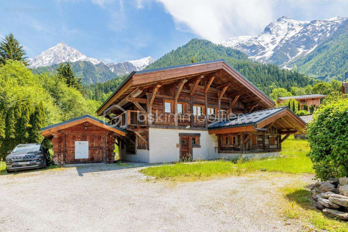 Maison à LES HOUCHES