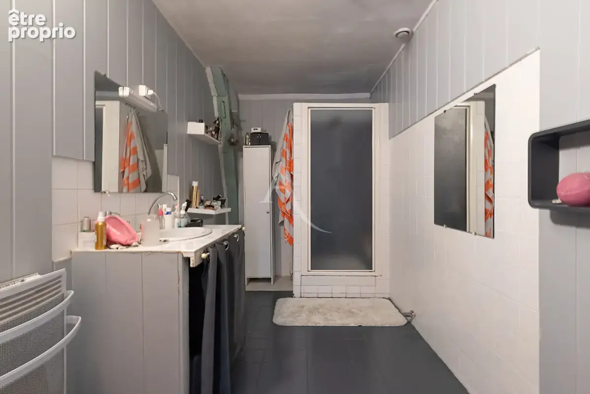 Maison de ville rénovée au coeur de Segré - photo 12