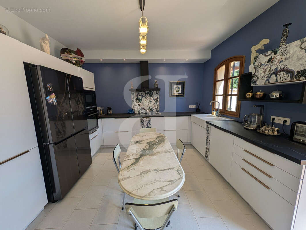 Maison à VAISON-LA-ROMAINE