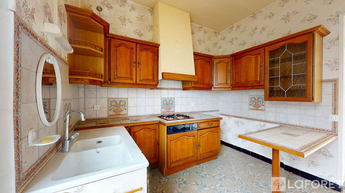 Maison à MAILLY-CHAMPAGNE