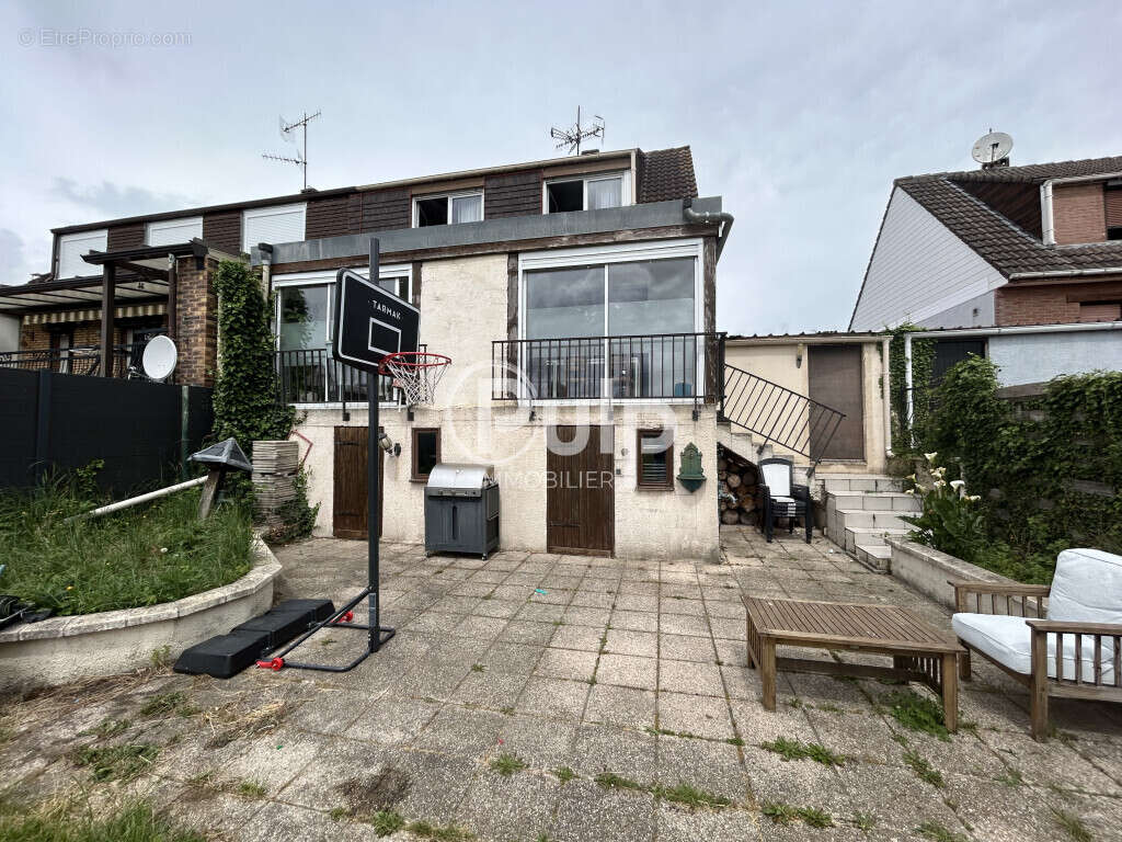 Maison à LA BASSEE