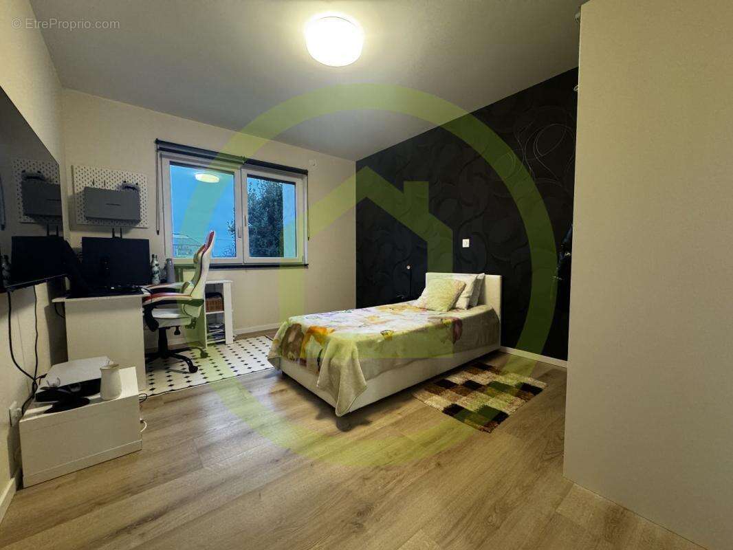 Maison à LEXY