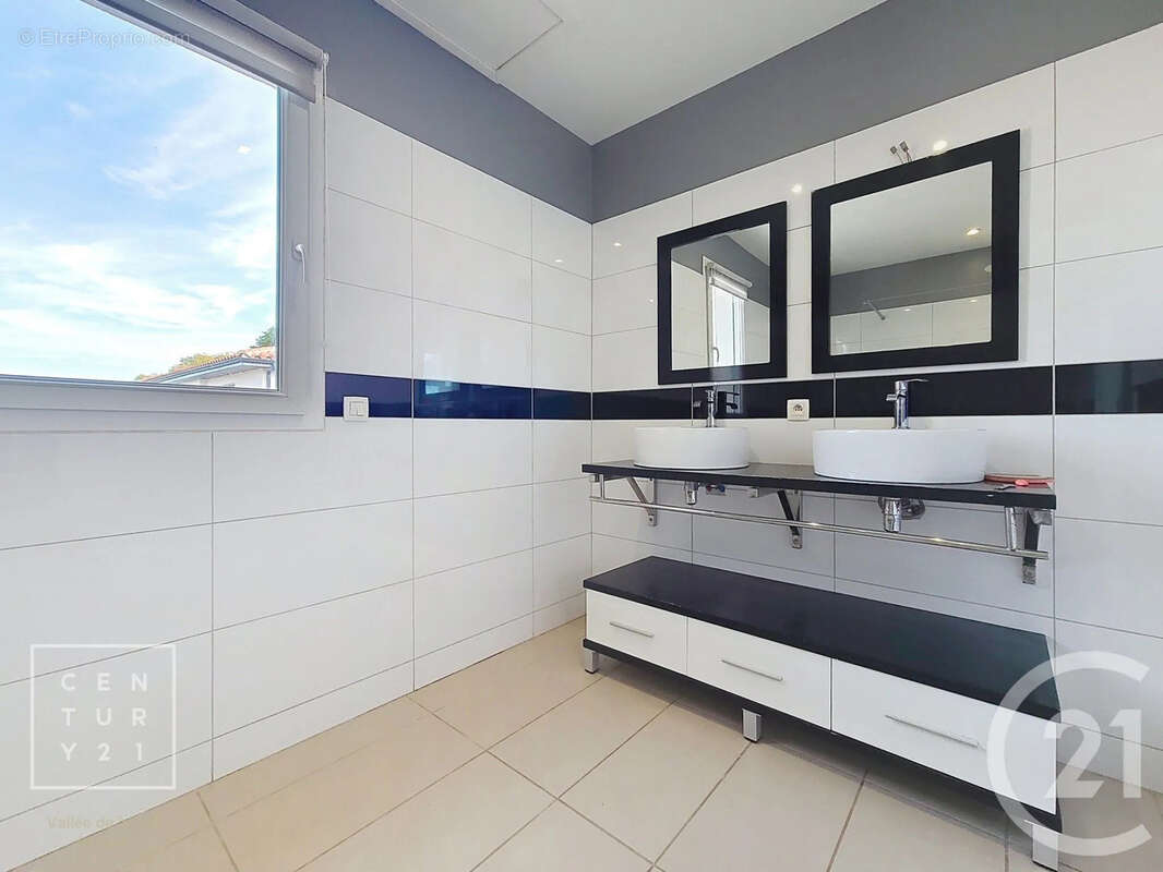 Maison à CORNEILLA-LA-RIVIERE