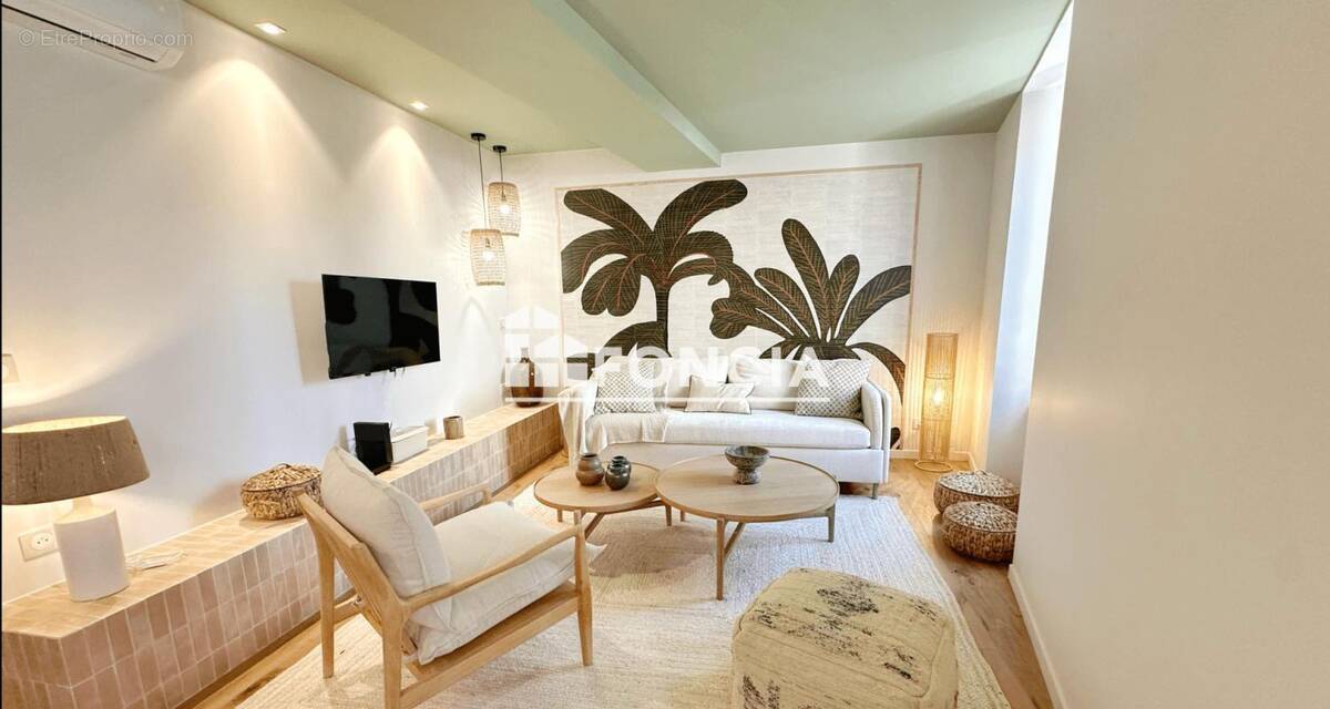 Appartement à SANARY-SUR-MER