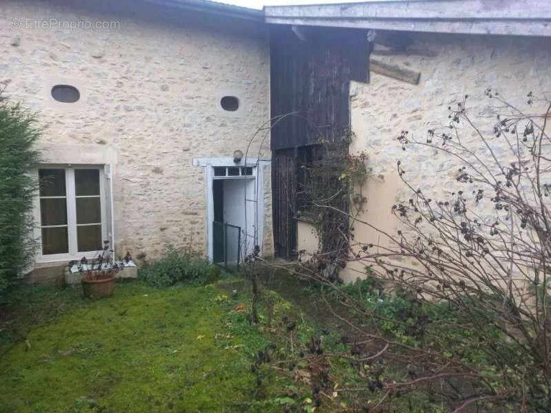 Appartement à BEAUSITE