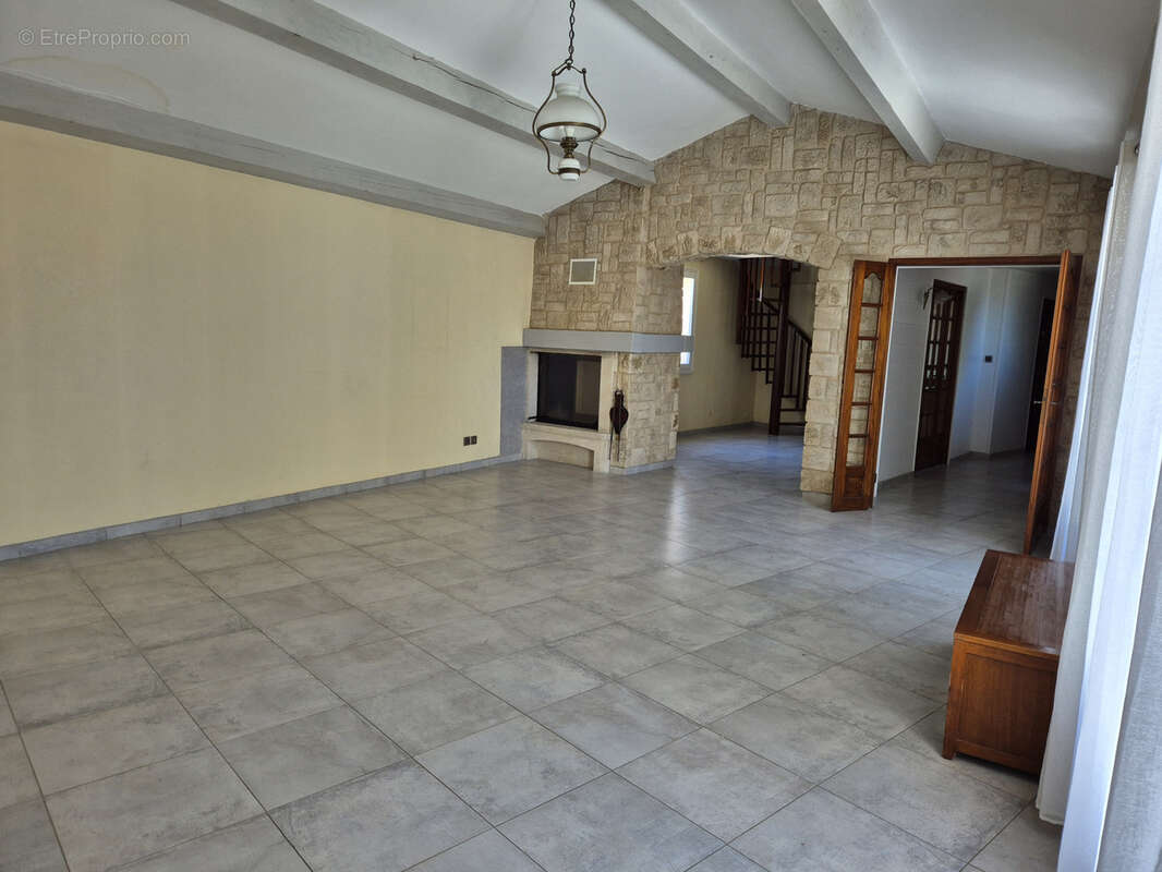 Maison 145 m2 Hab. Terrain 115 m2 Piscine - photo 4