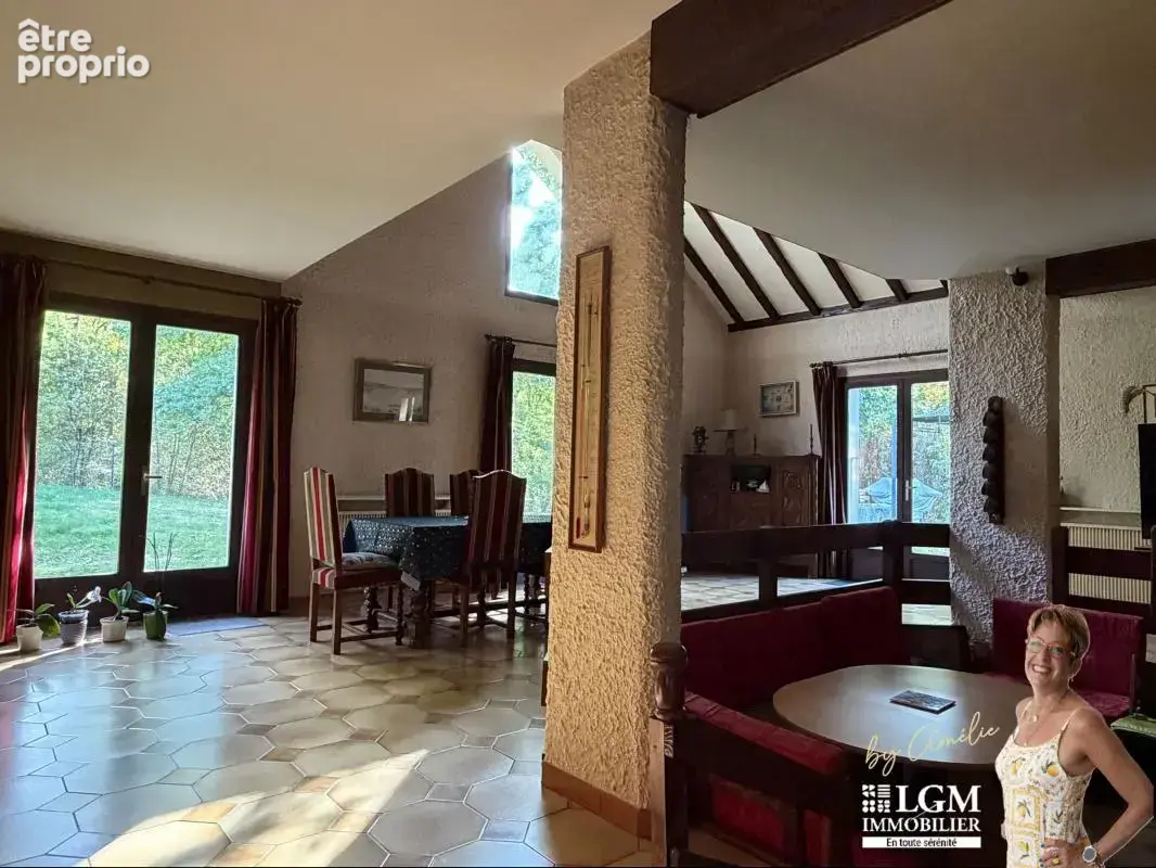 Maison d'architecte – 256 m² - 5 chambres - piscine chauffée - photo 6