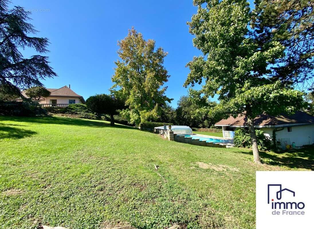 Maison 172 m² à Vienne  - photo 2