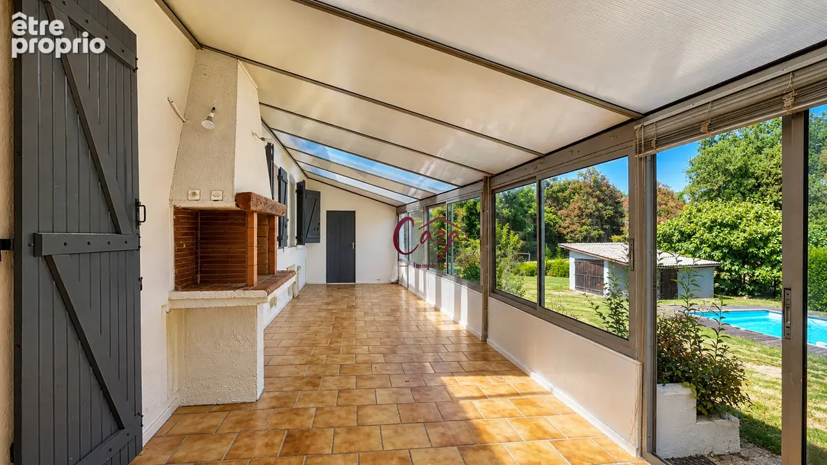 Maison traditionnelle FARGUES SAINT HILAIRE superbe environement - photo 11