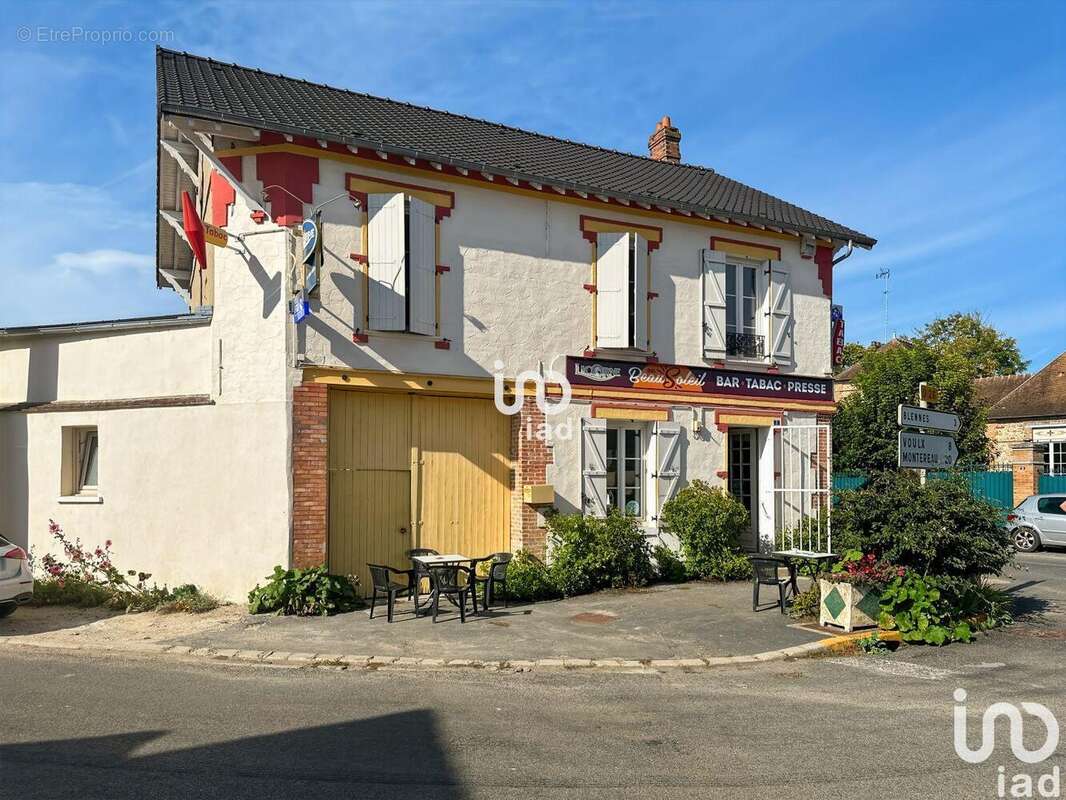 Photo 3 - Commerce à VALLERY