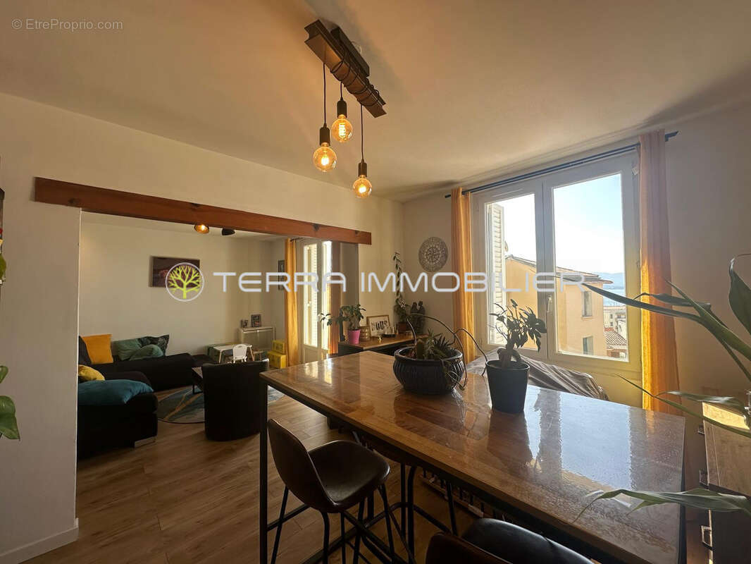 Appartement à AJACCIO